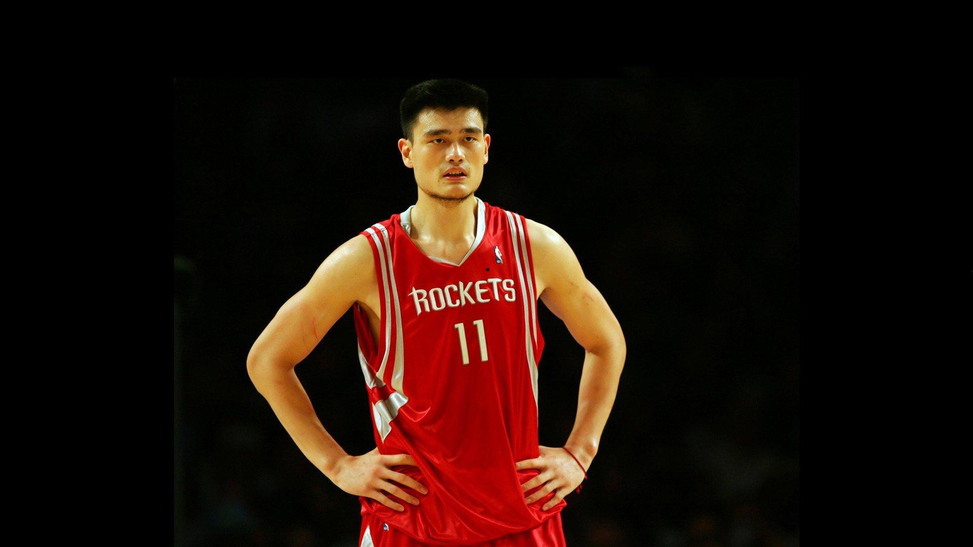 疫情风暴中的无声战役，NBA活塞队球探重症监护室生死一线，实验药物成最后希望